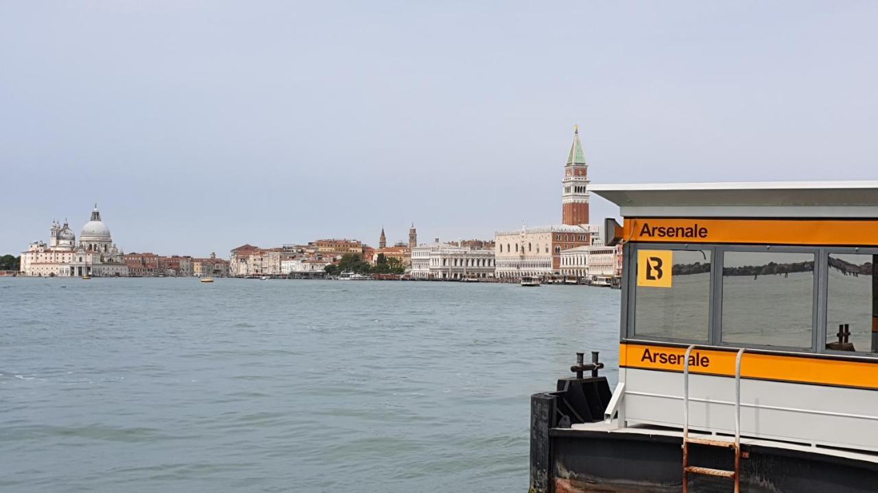 Venice Life Esterno foto